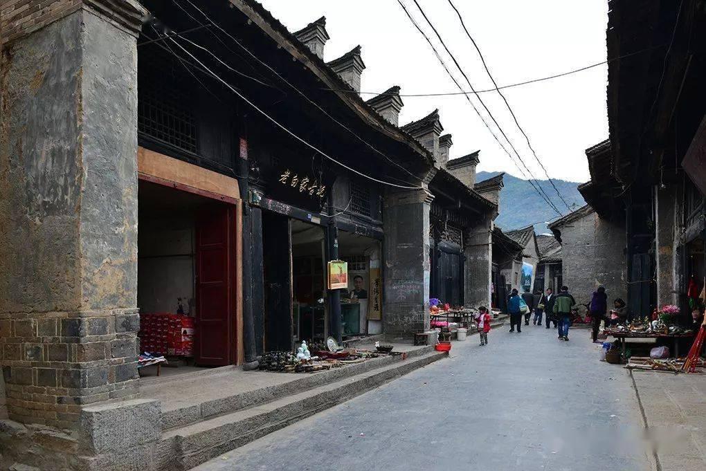解答疑惑,尽在铃木uu125右侧刹车把有油蜗牛问答平台